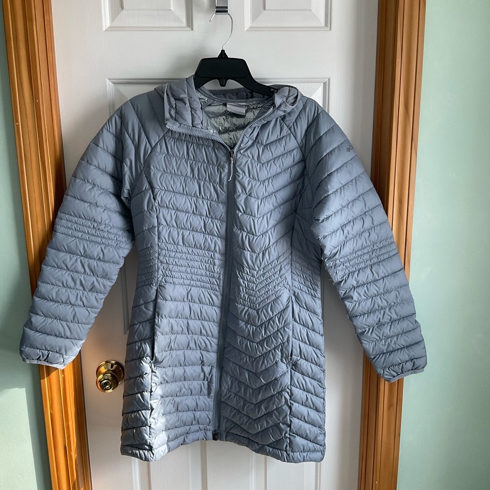 Columbia Powder Lite hooded puffer jacket. Omni Heat. Silver gray. Women’s L.